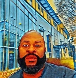 Meet your Posher, Adrian